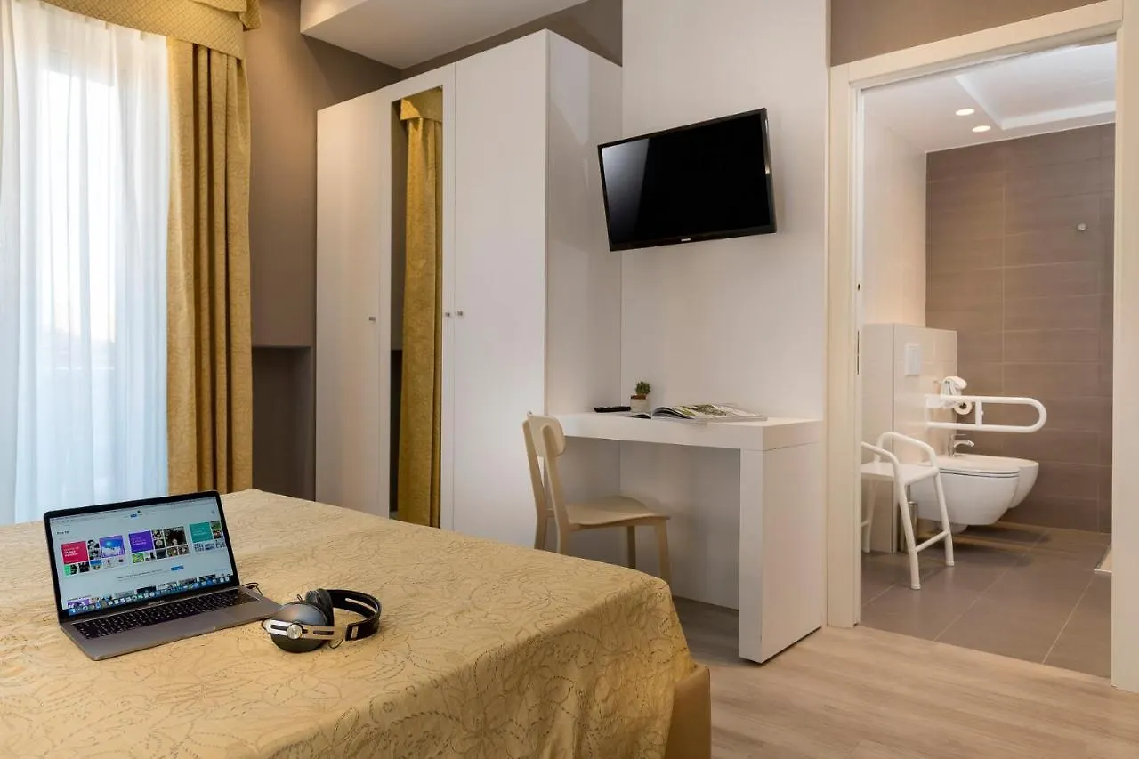 Hotel Astor Rimini 3*,  Italien