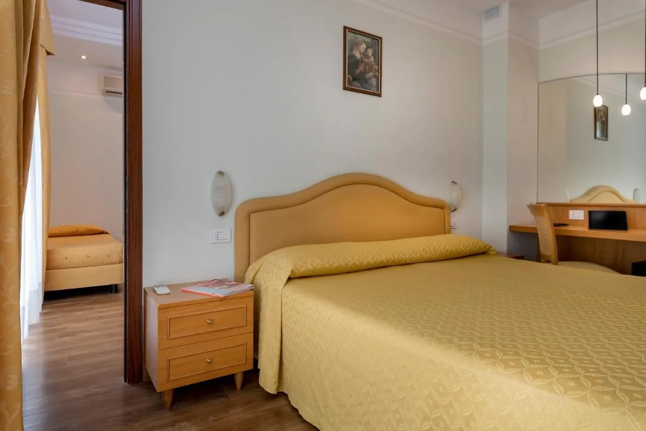 ***  Hotel Astor Римини Италия